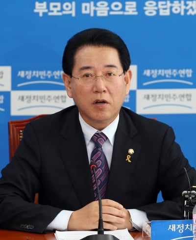'국세청 국정감사' 새정치민주연합 김영록 의원. /사진=뉴스1