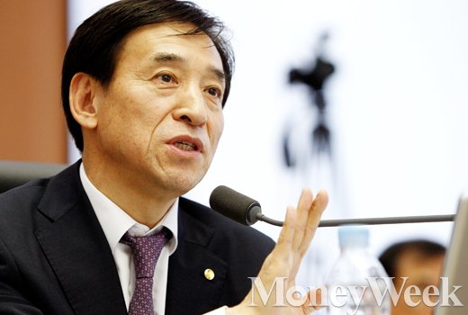 [MW사진] 이주열 한은 총재, 