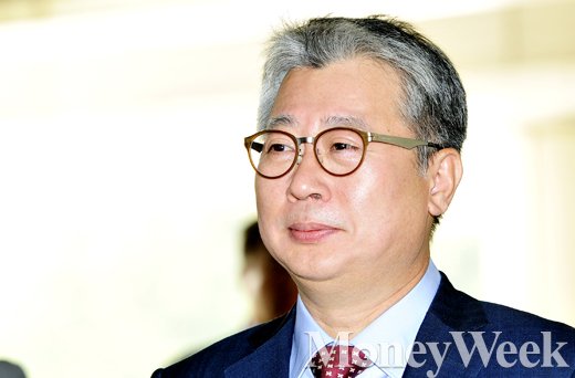 [MW사진] '정윤회 문건'으로 법원 출두한 조응천 전 비서관