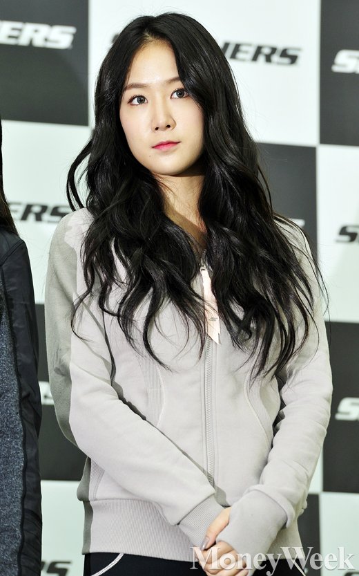 [MW사진] 씨스타 소유, 한층 날렵해진 얼굴