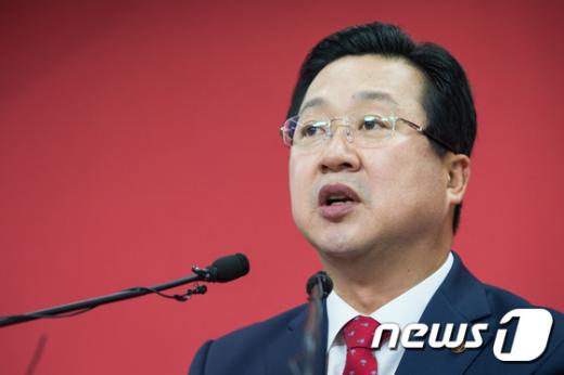 '최문순 강원도지사' 사진은 이장우 새누리당 대변인. /사진=뉴스1DB