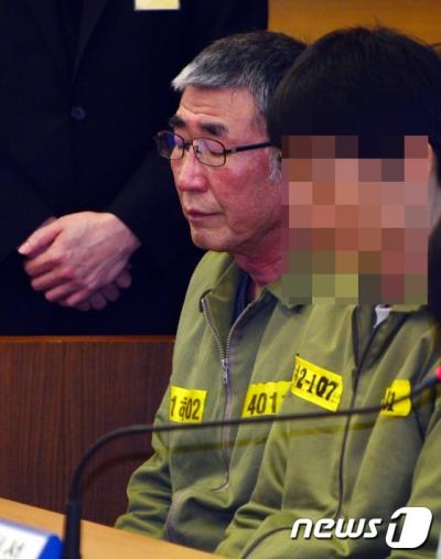 '이준석' '세월호 수능' 세월호 이준석 선장과 선원들이 지난 1월20일 광주 동구 광주고등법원 201호 법정에서 열린 항소심에서 피고인석에 앉아 재판을 기다리고 있다. /자료사진=뉴스1