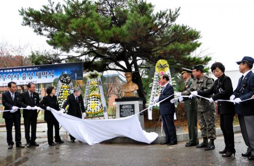 광주보훈청, 연평도 포격도발 5주기 맞아 고 서정우 하사 흉상 제막