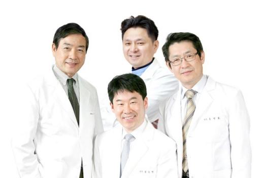 콤플렉스 개선을 위한 성형 수술, 효과적인 결과를 원한다면?