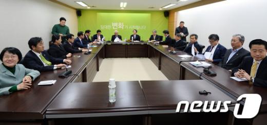 '국민의당 교섭단체' 국민의당이 18일 서울 마포구 당사에서 확대기조회의가 열리고 있다. /자료사진=뉴스1