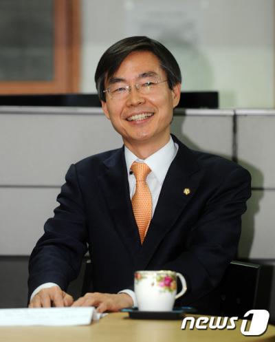 '조경태 의원' '조경태 새누리' 21일 새누리당 입당을 공식화할 조경태 무소속 의원. /자료사진=뉴스1