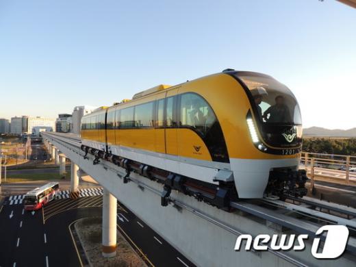 '자기부상열차' 인천국제공항 자기부상열차 모습. /자료사진=뉴스1