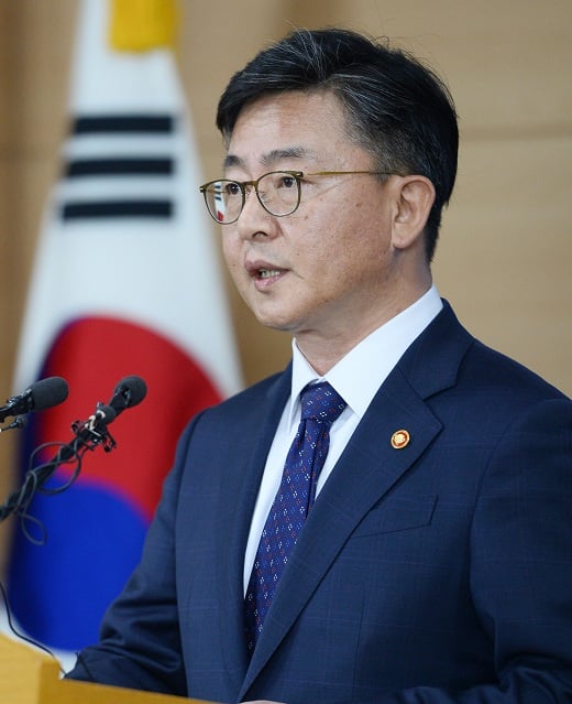 '홍용표"/사진=뉴시스