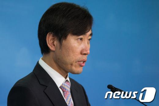 '인천공항' 사진은 하태경 새누리당 의원. /사진=뉴스1