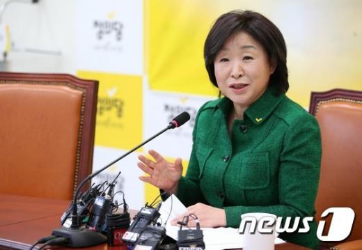 '박근혜 대통령 국회연설' '박근혜 국회연설' '박근혜 심상정' 사진은 정의당 심상정 대표. /자료사진=뉴스1