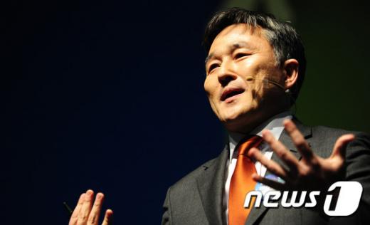 '문재인 김종인' 더불어민주당 표창원 비대위원. /자료사진=뉴스1