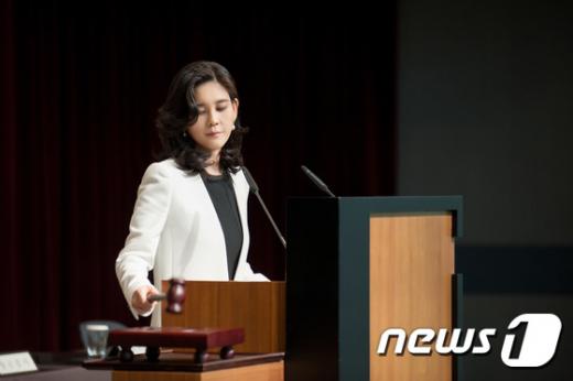 이부진 호텔신라 사장이 11일 서울 장충동 호텔신라 사옥에서 열린 제43기 정기주주총회에서 의장직을 수행하고 있다. /사진=뉴스1