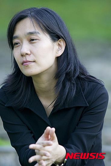 한강이 맨부커상을 한국인으로는 처음으로 수상했다. /자료사진=뉴시스