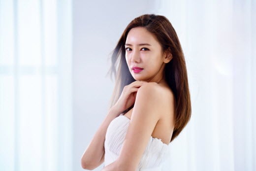 이태임, 화장품 브랜드 'ELKRIS' 전속모델 발탁