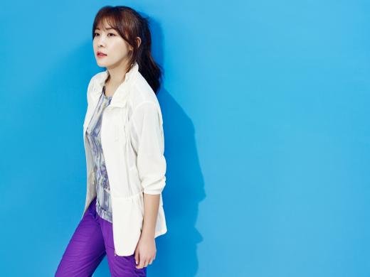 여행지 패션 트렌드, 활용도 높은 '애슬레저 룩'이 대세