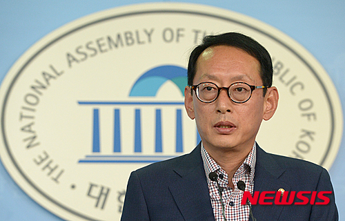 국회의장 자유투표에 대해 언급한 새누리 김도읍 원내수석부대표. /자료사진=뉴시스