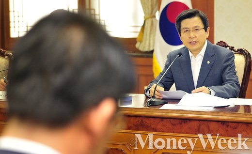 [MW사진] 황교안 총리 