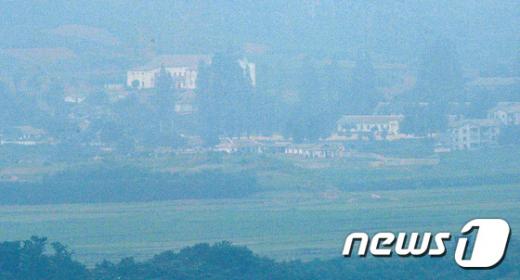 靑 NSC 상임위 개최. 짙은 안개 낀 북. /자료사진=뉴시스