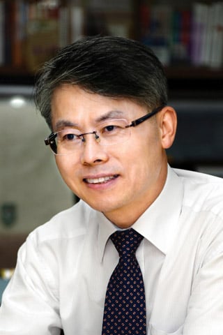 민형배 광산구청장, 정치학회 학술회의서 논문 발표