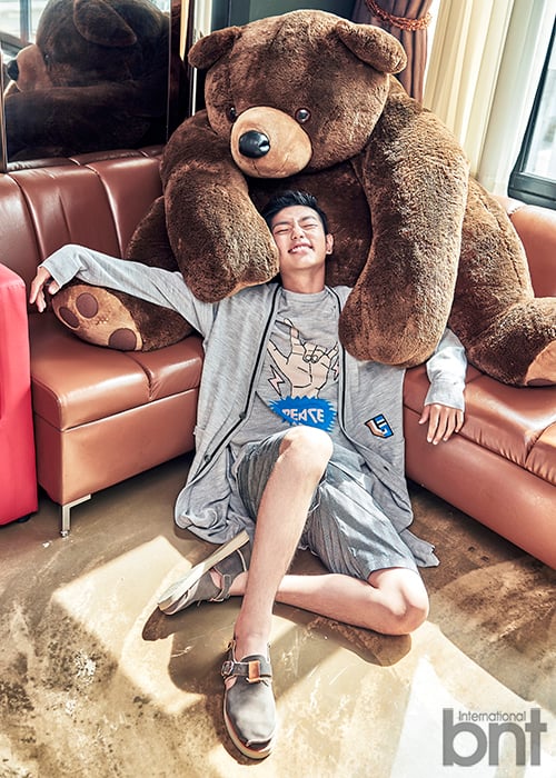 샘 김, 
