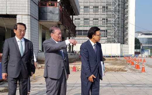 정몽구 현대차그룹 회장이 삼성동 GBC부지를 방문했다 /사진=현대차그룹 제공