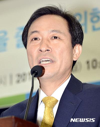 최경환·윤상현 녹취록에 대해 언급한 더민주 우상호 원내대표. /자료사진=뉴시스