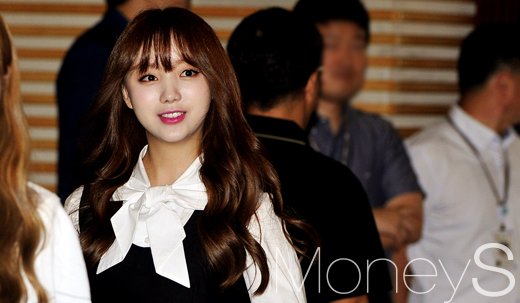 [머니S포토] '군인 금연홍보대사' 위촉식에 참석한 러블리즈 케이