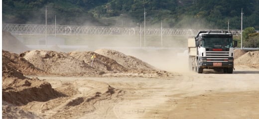 환경부가 법규를 준수하지 않은 날림먼지 발생 사업장 736곳을 적발했다. /사진=뉴시스 DB