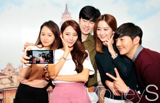 [머니S포토] LG V20 또하나의 강점인 전-후면 카메라