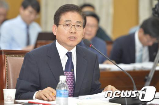 대전도시철도공사. 김민기 대전도시철도공사 사장 후보자가 오늘(9일) 대전광역시의회에서 열린 인사청문회에서 답변을 하고 있다. /사진=뉴스1