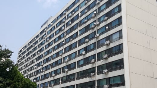 여의도의 한 아파트 단지. /사진=김창성 기자