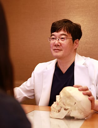 [김기정 원장의 양악수술 스토리⓵] 양악수술 병원 선택 기준은?