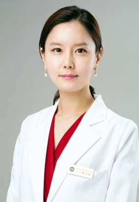 [박주연 원장의 침샘보톡스 이야기②] 점점 커지는 얼굴, 숨겨진 원인 ‘침샘비대증’
