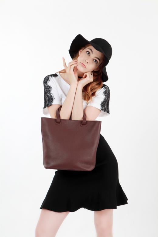 팔라, 숄더백 'D-BAG' 출시
