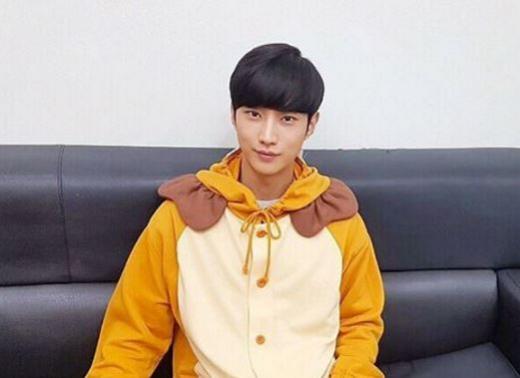 복면가왕 사자. B1A4  진영. /자료=진영 인스타그램 캡처