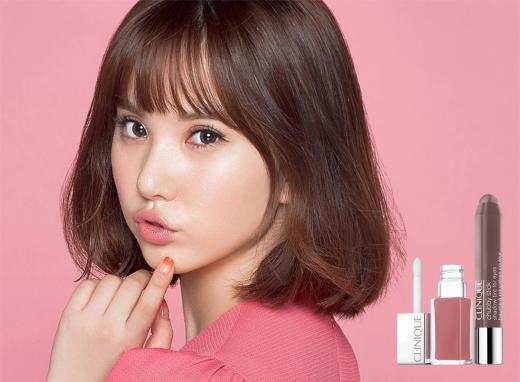 '여자친구'처럼…크리니크, 홀리데이 핑크 메이크업 제안