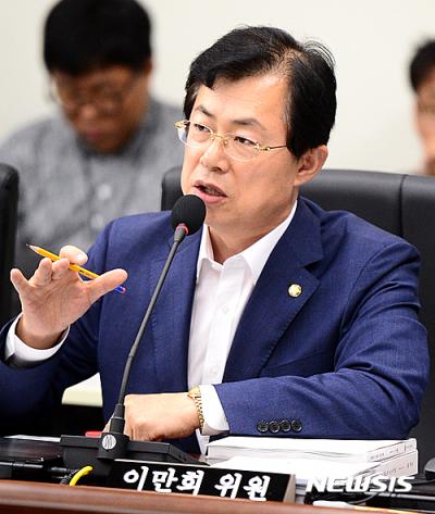 이만희 의혹. 사진은 이만희 새누리당 국회의원. /자료사진=뉴시스