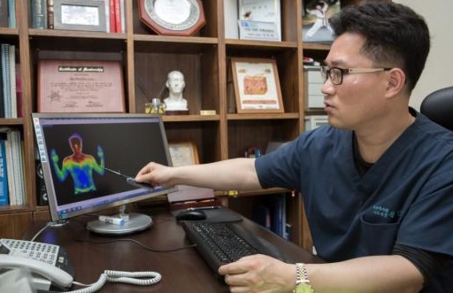 [김만재 원장의 탈모치료] 20대 탈모, 진단과 치료 방법은?