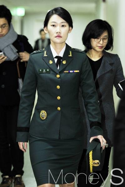 조여옥 대위 청문회. 조여옥 기무사. 오늘(22일) 세월호 참사 당시 청와대 간호장교로 근무했던 조여옥 대위가 5차 청문회에 증인으로 출석했다. /사진=임한별 기자