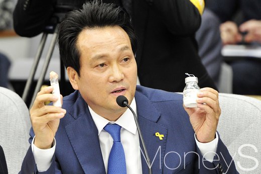 이재용 영장기각. 사진은 안민석 민주당 의원. /사진=사진공동취재단