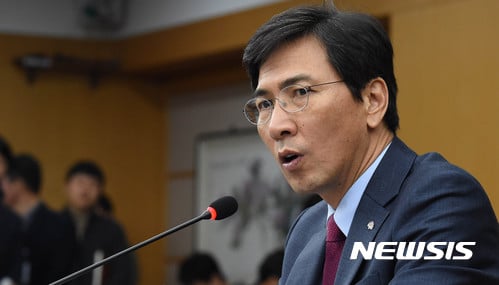 안희정 지지율. 사진은 안희정 충남지사. /자료사진=뉴시스