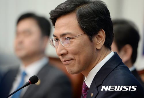 안희정 충남지사. /사진=뉴시스