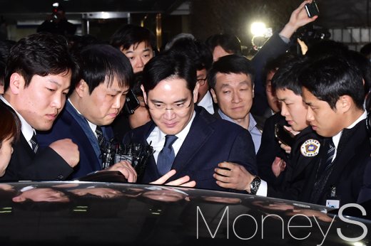 [머니S포토] 두번째 영장실질심사 마친 이재용, 서울구치소 직행?