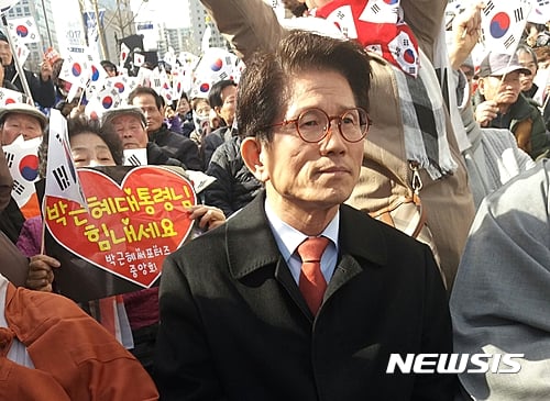태극기집회. 사진은 김문수 전 경기도지사. /자료사진=뉴시스