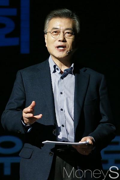 문재인 공인인증서. 사진은 문재인 전 더불어민주당 대표. /사진=임한별 기자
