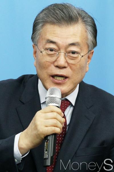 문재인 공인인증서. 사진은 문재인 전 더불어민주당 대표. /사진=임한별 기자