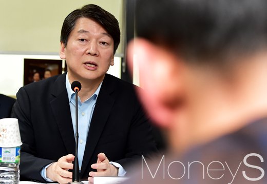 안철수 조폭. 사진은 안철수 국민의당 후보. /사진=임한별 기자