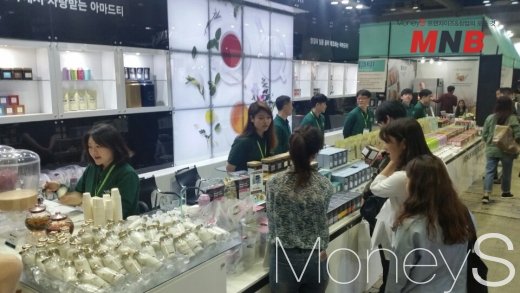 ▲ 2017년 디저트시장을 새롭게 이끌어갈 상품이 대거 출시됐다. (사진=강동완 기자) @머니S MNB, 식품 유통 · 프랜차이즈 외식 & 유망 창업아이템의 모든 것