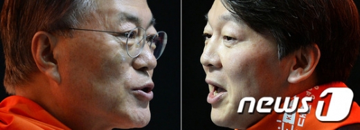 스탠딩 토론.사진은 문재인 더불어민주당 후보(왼쪽)와 안철수 국민의당 후보. /사진=뉴스1
