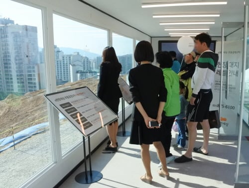 'e편한세상 추동공원2차' 현장 전망대 성황리 운영 중